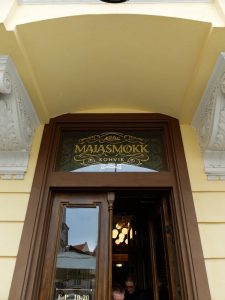 Estonya ’nın tarihi kahve durağı: Maiasmokk Cafe